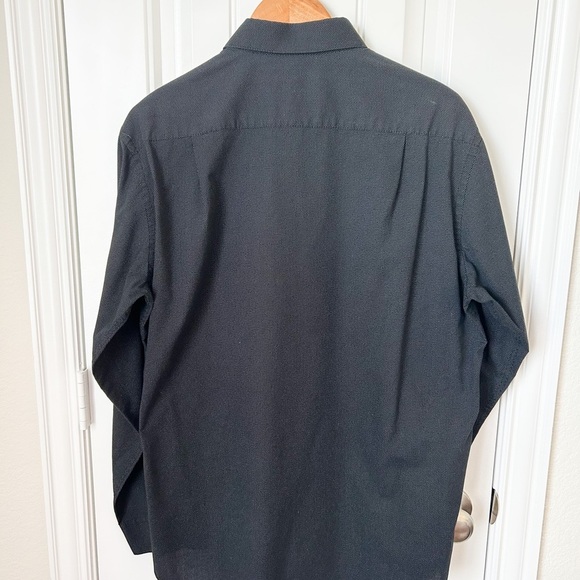 Pierre Cardin Button-Front Size Large - Picture 2 of 2